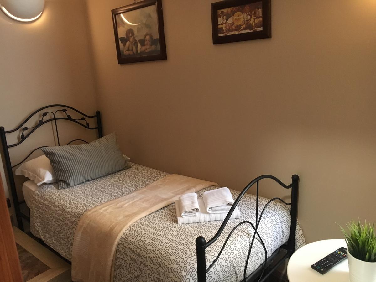 I Visconti Bed and Breakfast Napoli Eksteriør billede