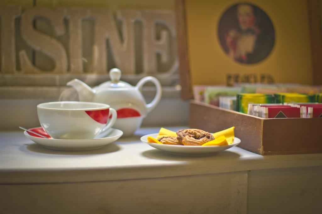 I Visconti Bed and Breakfast Napoli Eksteriør billede