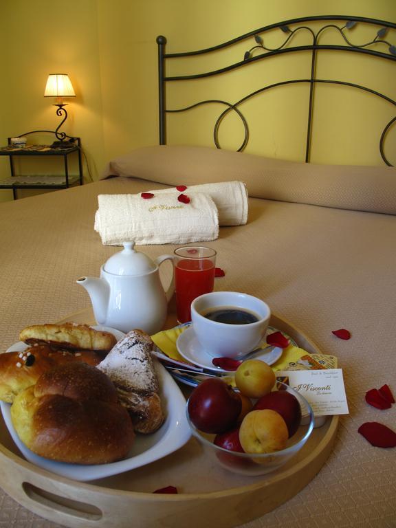I Visconti Bed and Breakfast Napoli Eksteriør billede